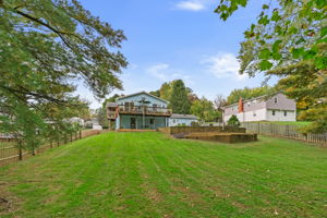  Photo 44