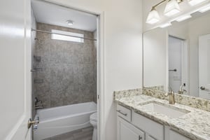 Addison Shore Way-S3006-027.jpg