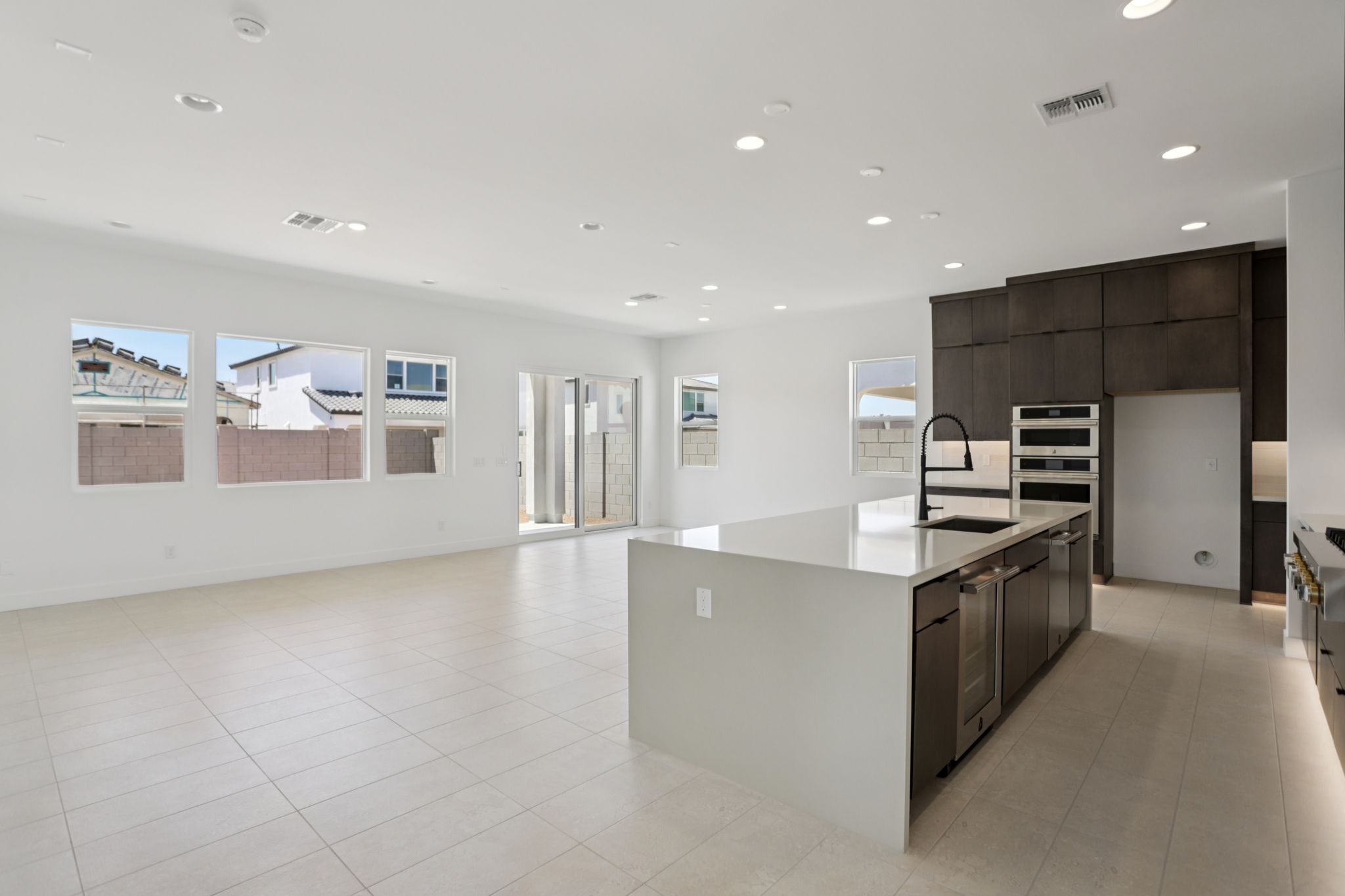 E Utah Ave-011