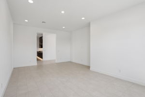 E Utah Ave-008