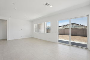 E Utah Ave-009