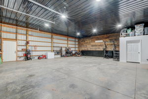 Garage & Workshop