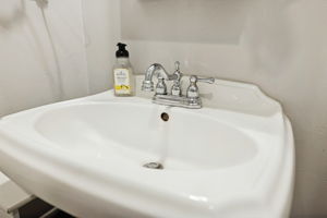  Photo 49