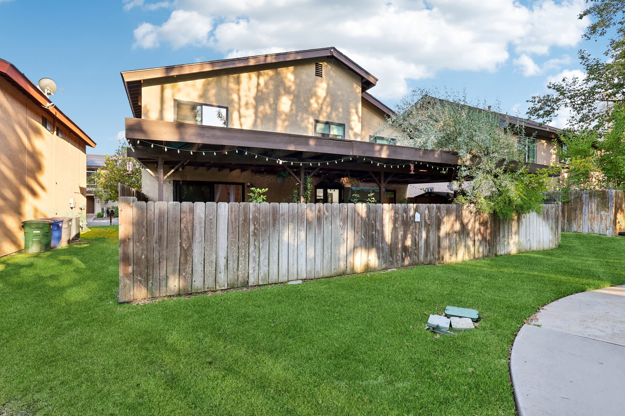 Helix Village Dr-L0407-052.jpg
