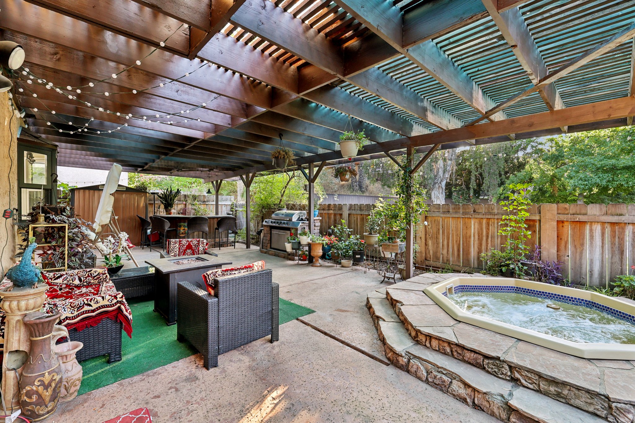 Helix Village Dr-L0407-063.jpg