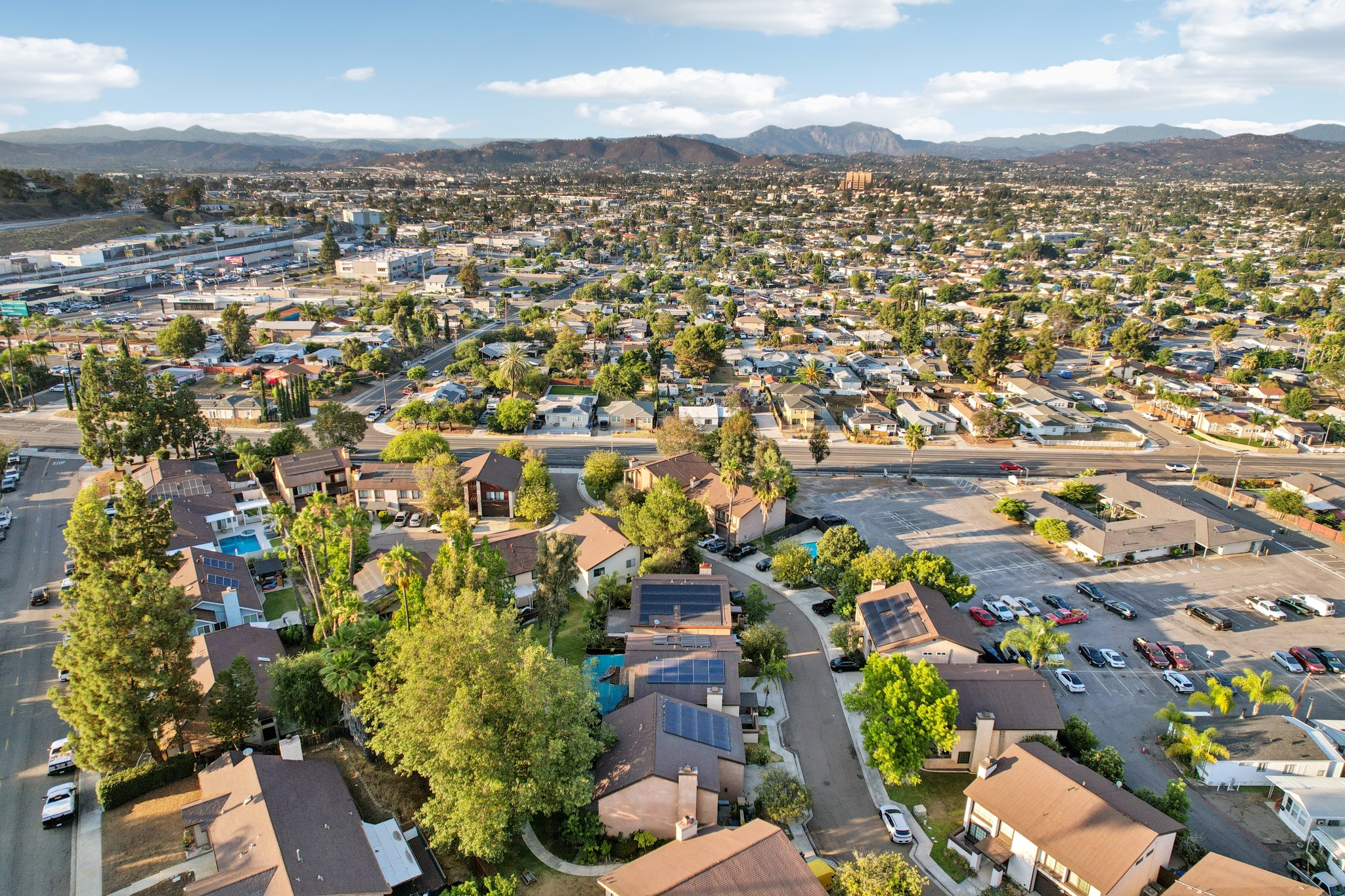 Helix Village Dr-L0407-076.jpg