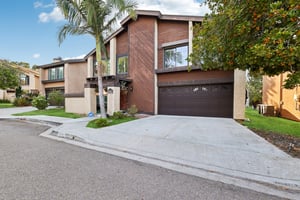 Helix Village Dr-L0407-009.jpg