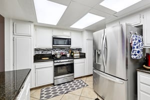 Helix Village Dr-L0407-023.jpg