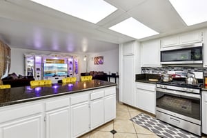 Helix Village Dr-L0407-025.jpg