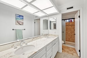 Helix Village Dr-L0407-047.jpg
