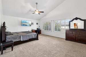 Helix Village Dr-L0407-051.jpg