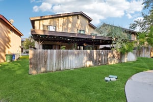 Helix Village Dr-L0407-052.jpg