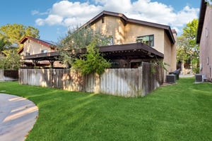 Helix Village Dr-L0407-055.jpg
