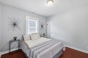 1034 Hervey St_010