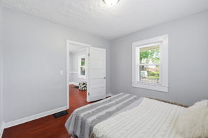 1034 Hervey St_011