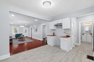 1034 Hervey St_015