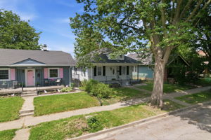1034 Hervey St_029