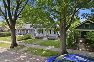 1034 Hervey St_030