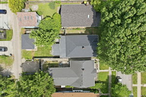1034 Hervey St_031