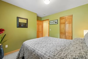 Karlann Dr-S2807-039.jpg