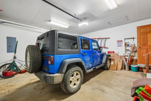 Karlann Dr-S2807-049.jpg