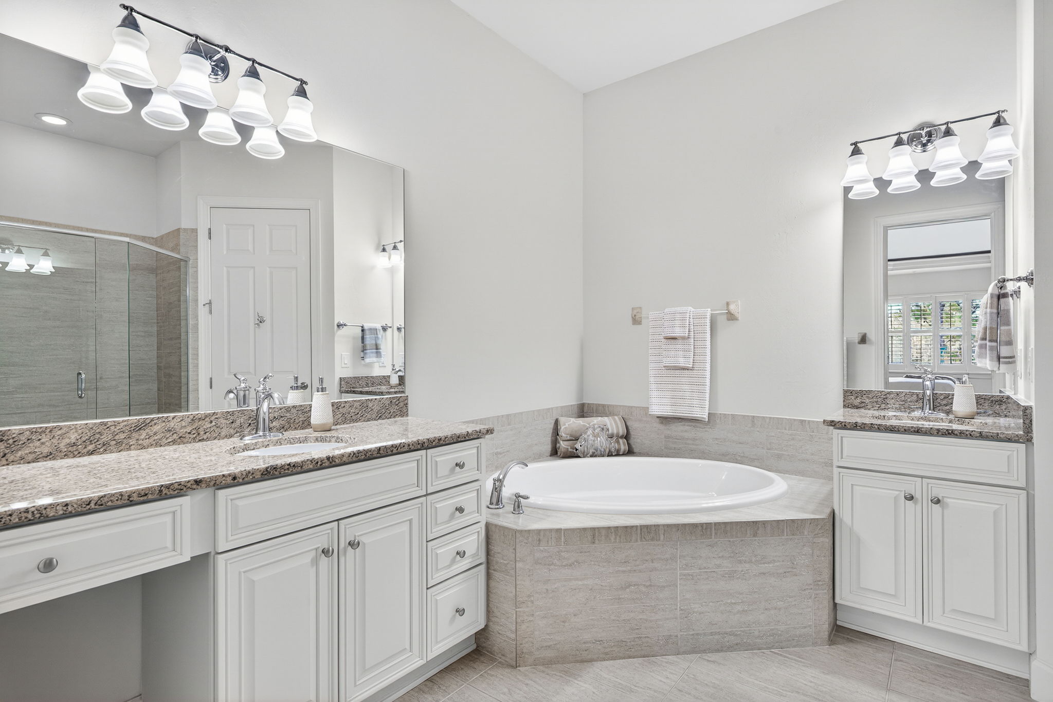 Primary Bathroom 2 - r