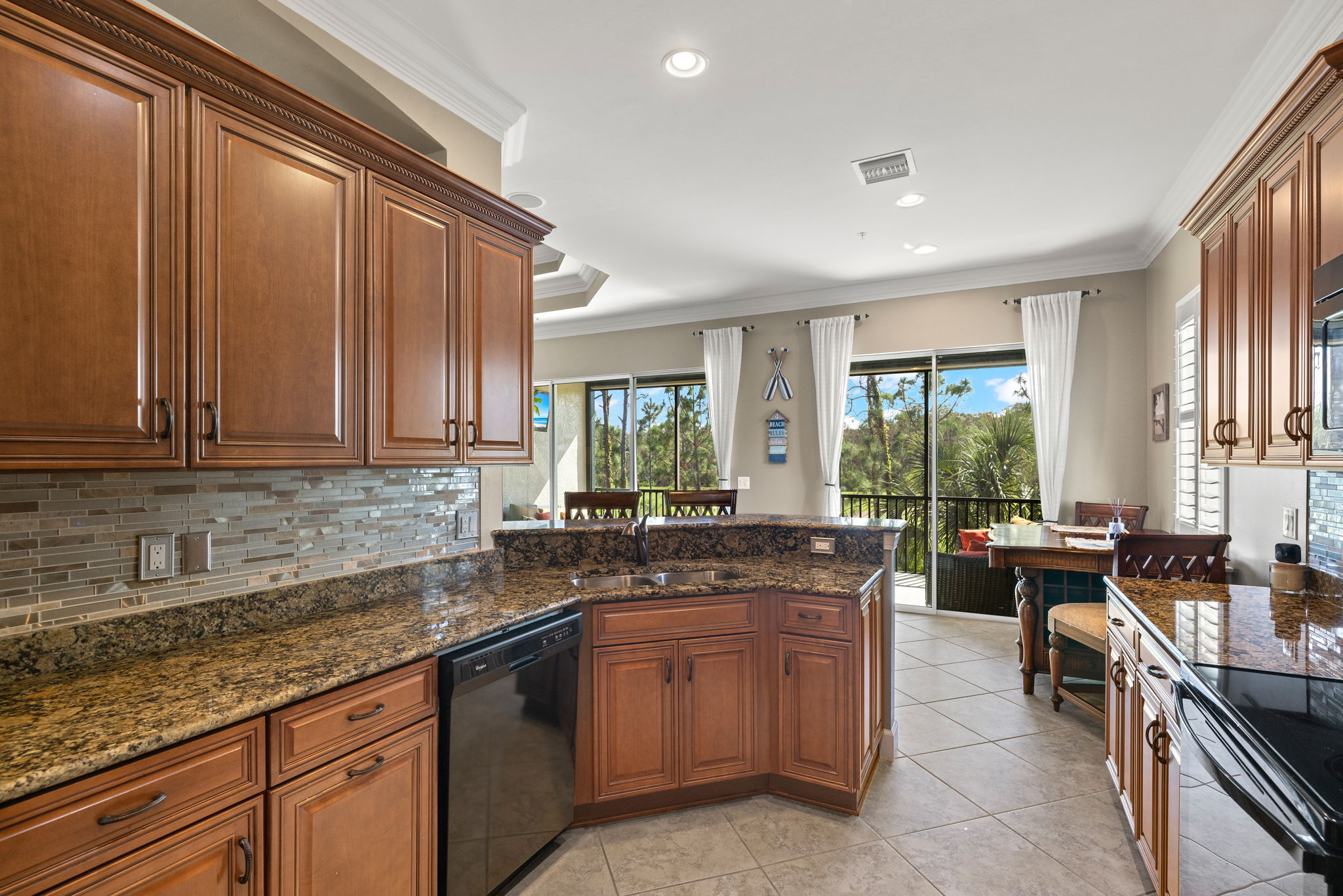 Kitchen 2 of 3