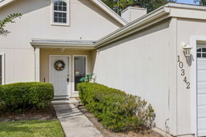 Front Entry Detail