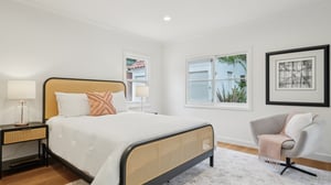 Ilona Ave-2404-029.jpg