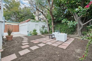 Ilona Ave-2404-037.jpg