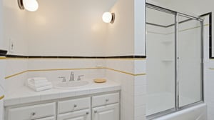 126745 - 10342 Ilona Ave, Los Angeles, CA 90064-019r.jpg
