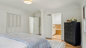 126745 - 10342 Ilona Ave, Los Angeles, CA 90064-022r.jpg