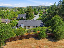 013_F8_AERIAL_1035 Appian Way