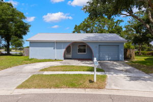 1035 Axlewood Circle Brandon - 2