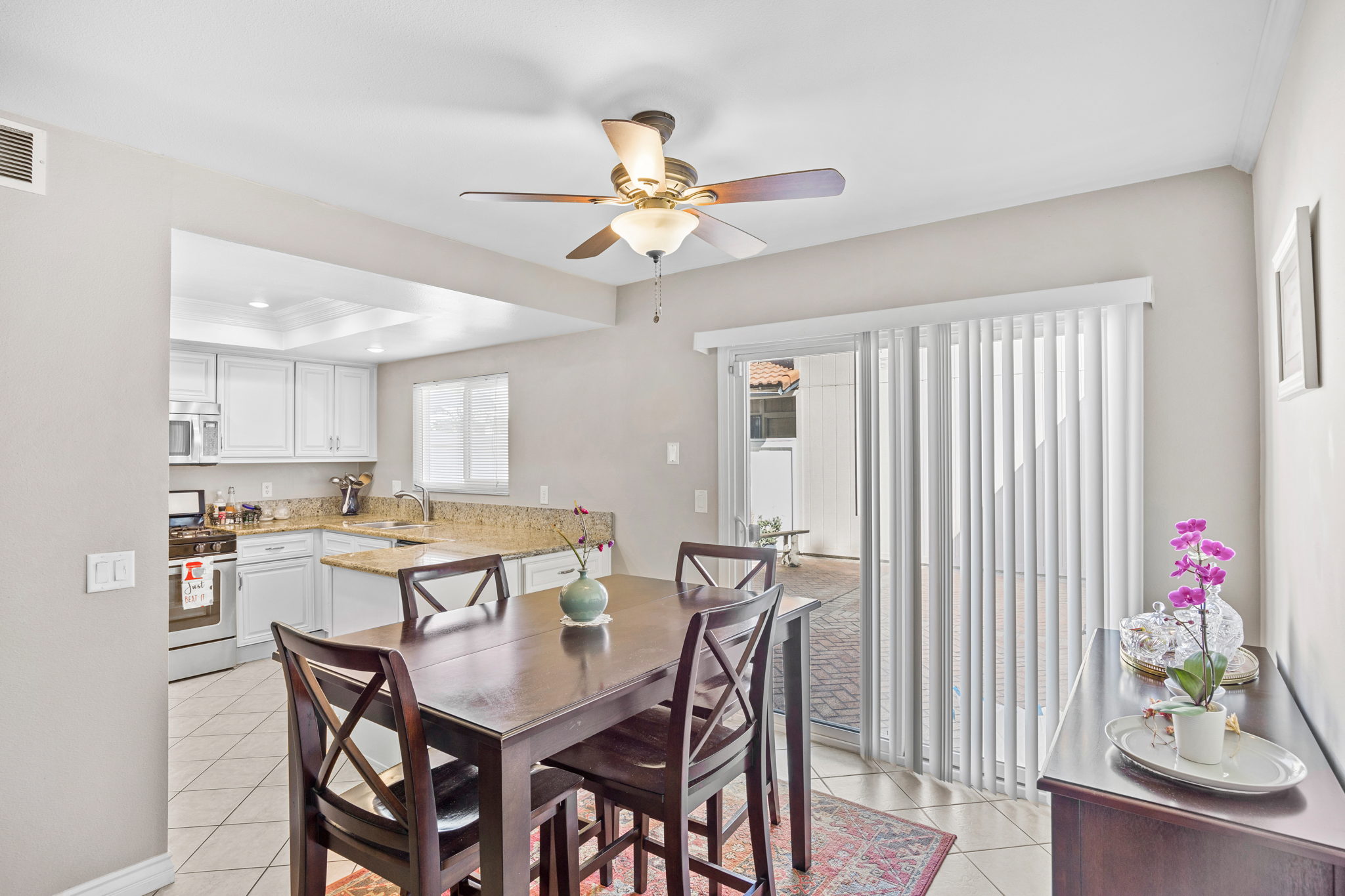 1036 Border Ave, Corona, CA 92882, USA Photo 12