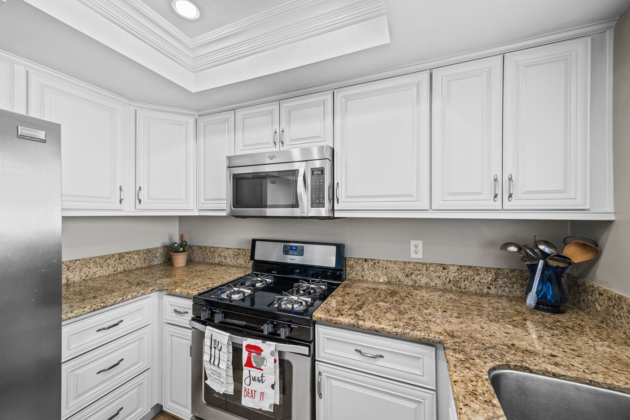 1036 Border Ave, Corona, CA 92882, USA Photo 17