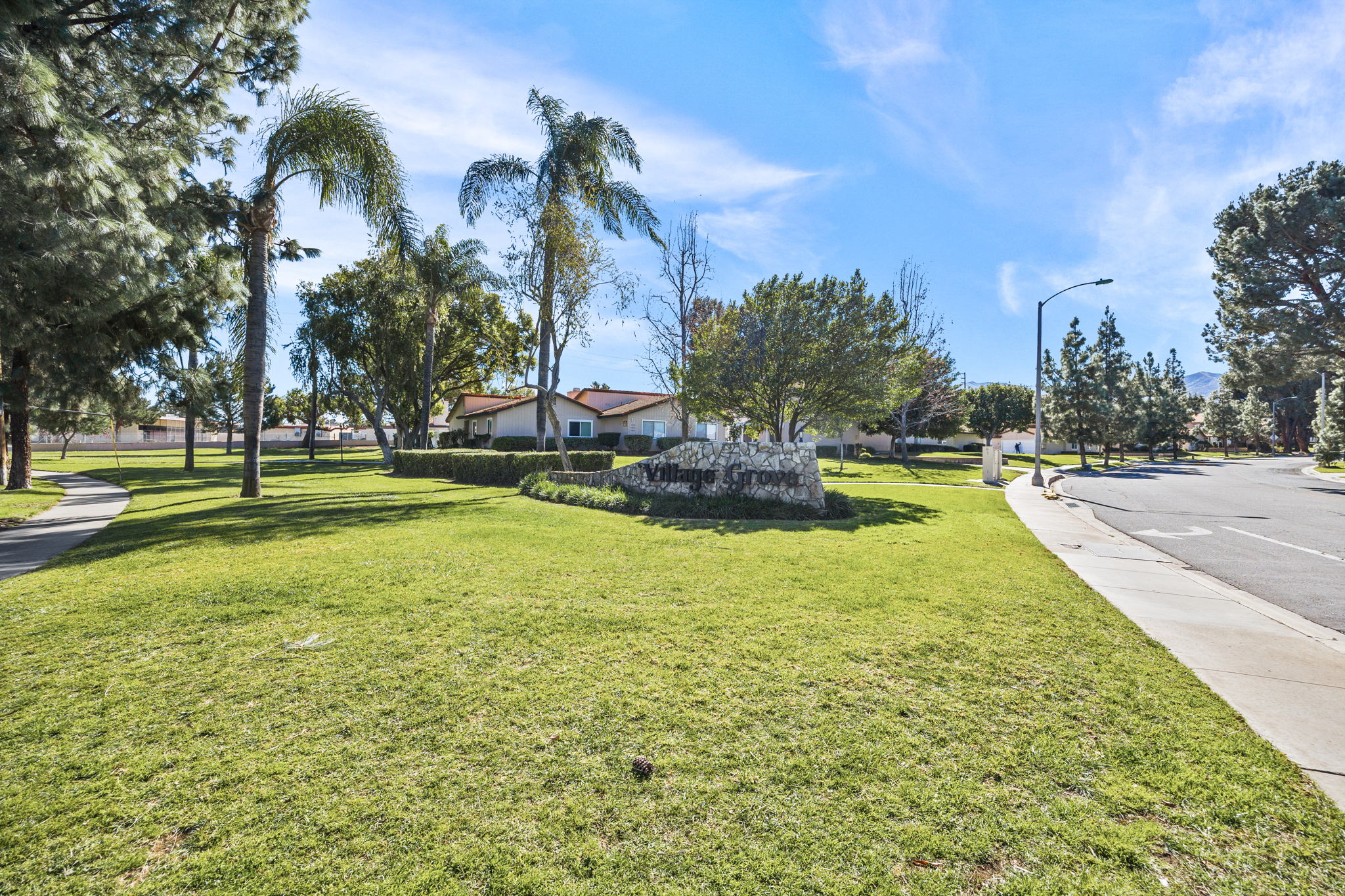 1036 Border Ave, Corona, CA 92882, USA Photo 3