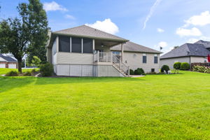 Back of Hoome 4
