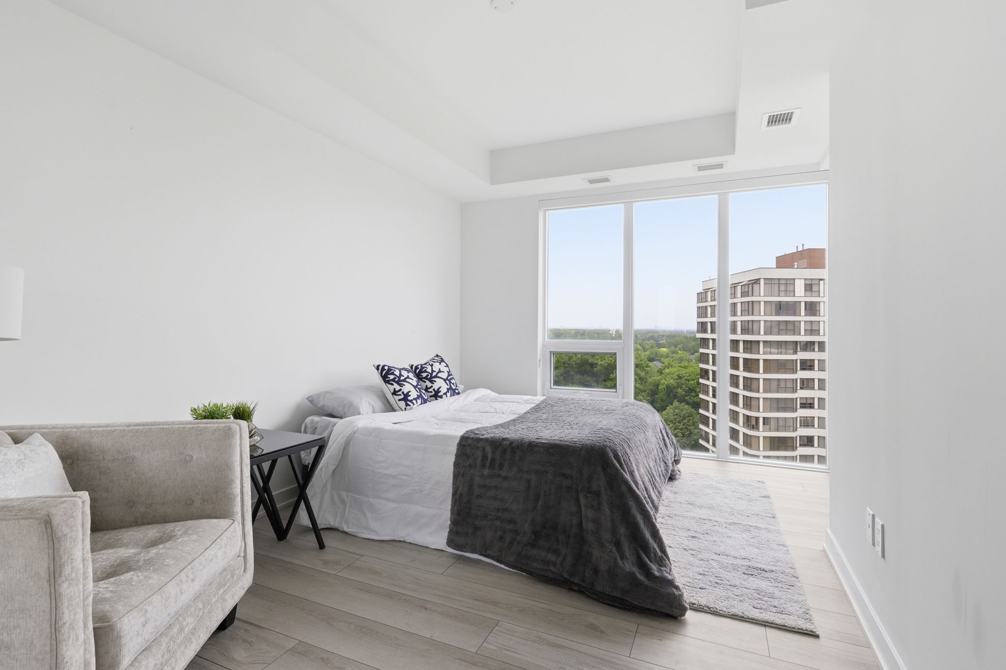 Property in Mississauga — delivered property photograph 18