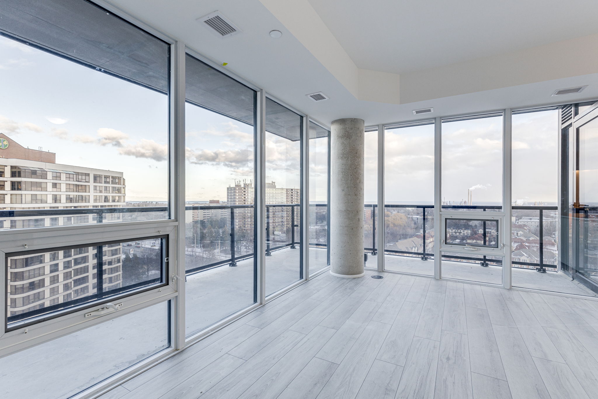 Mississauga property showcase — delivered property photograph 7