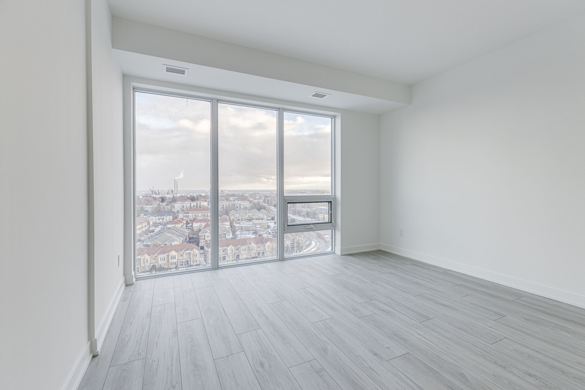 Mississauga property showcase — delivered property photograph 18