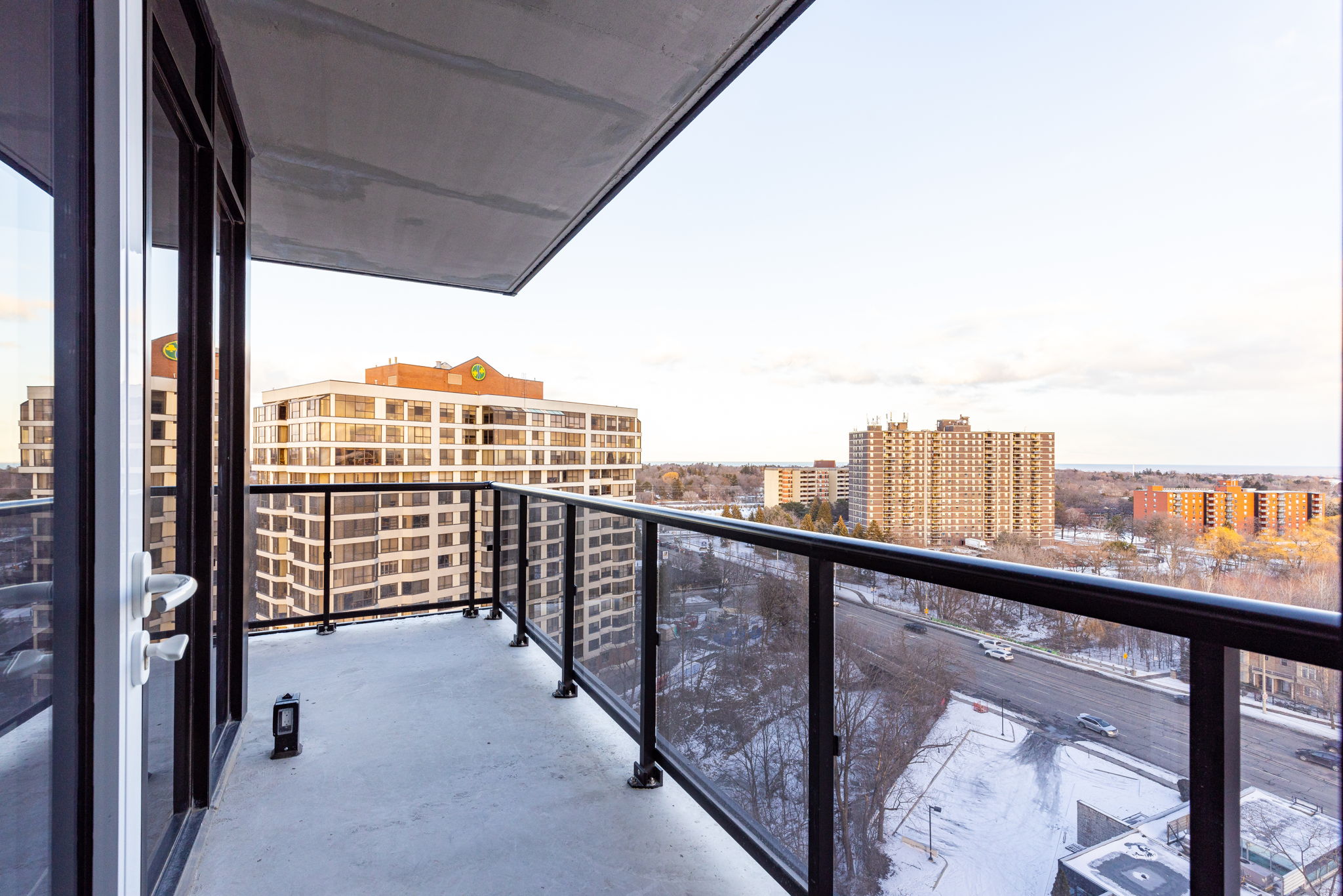 Mississauga property showcase — delivered property photograph 27
