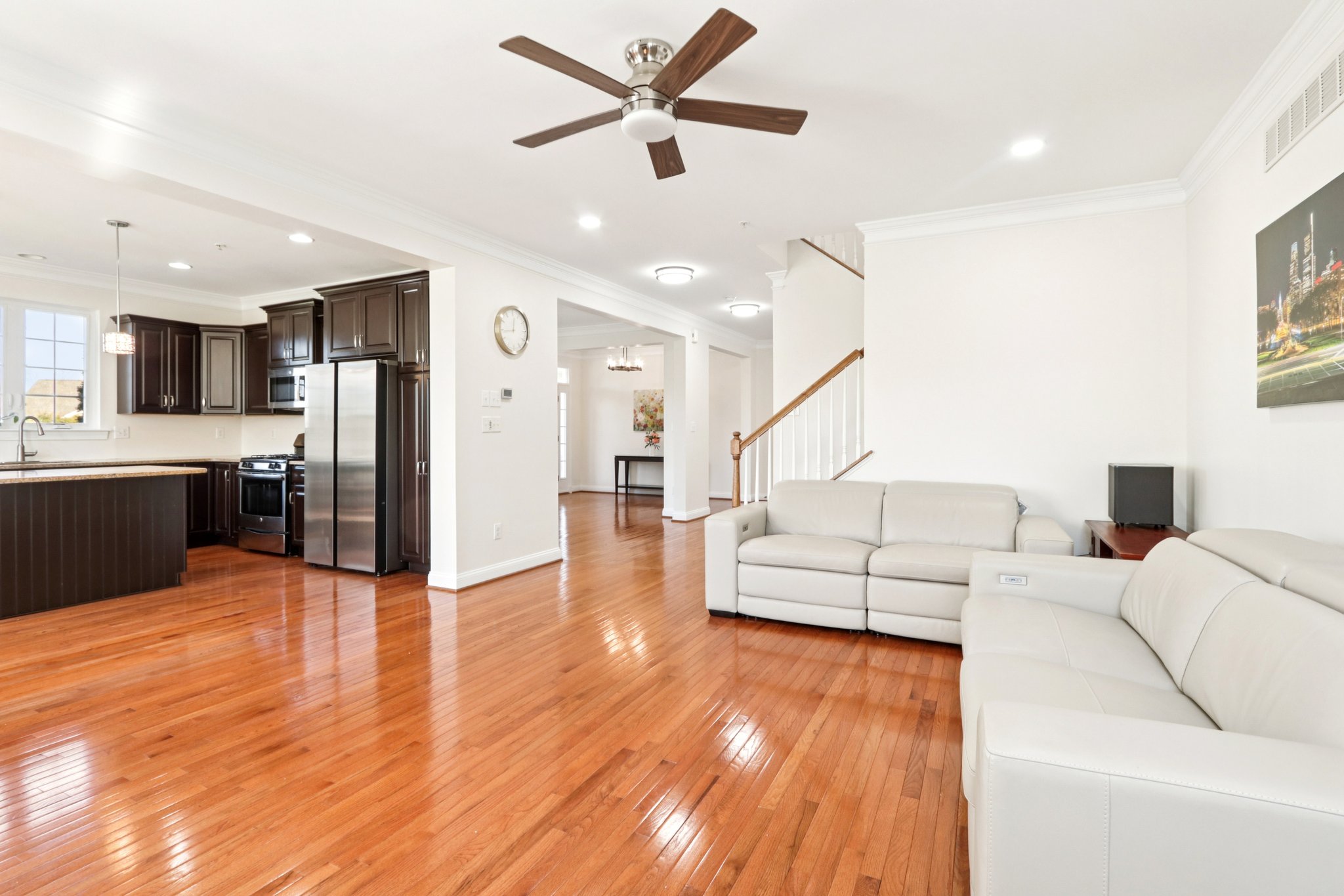 Thorndale Dr-S2503-013.jpg