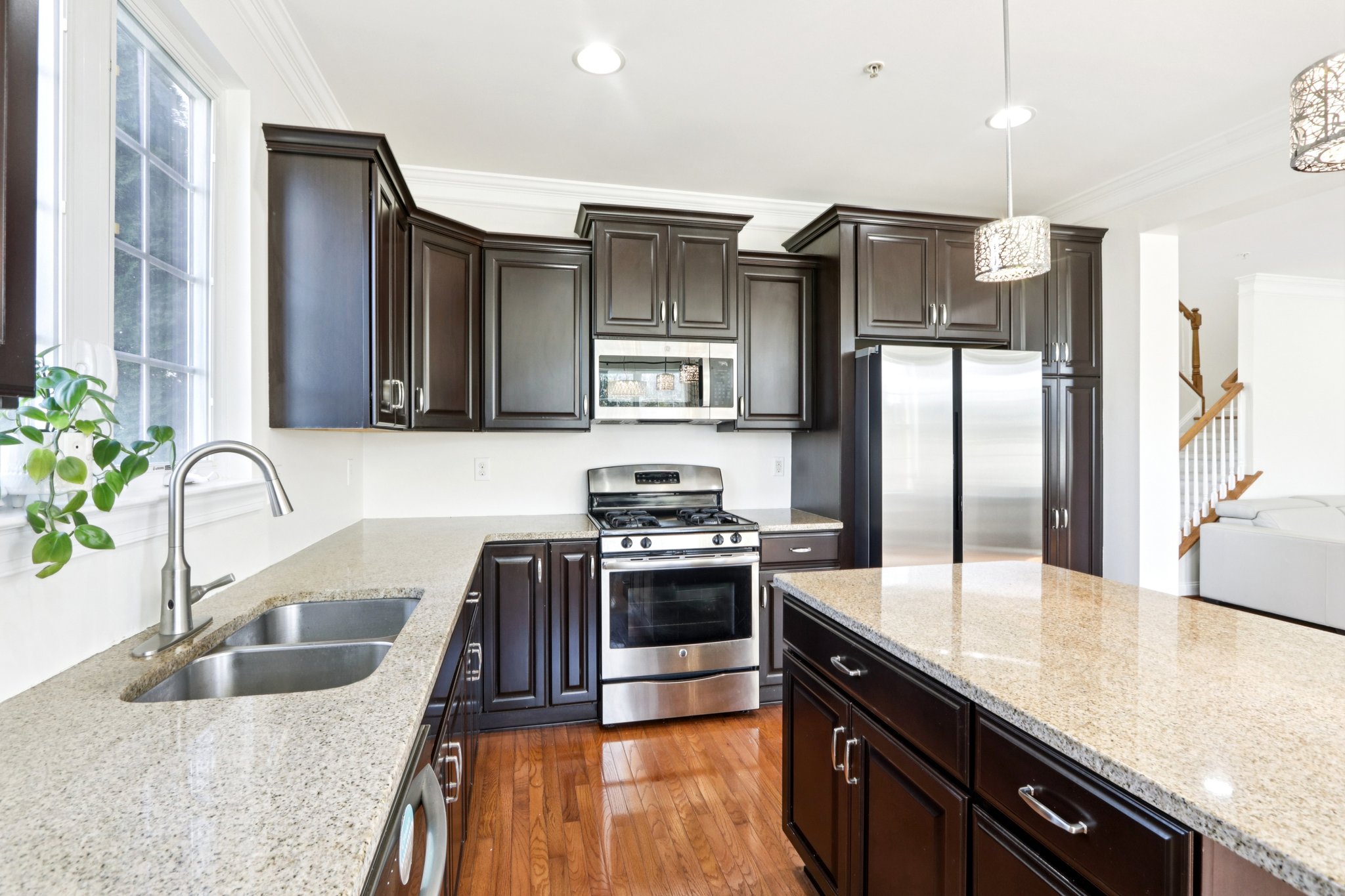 Thorndale Dr-S2503-023.jpg