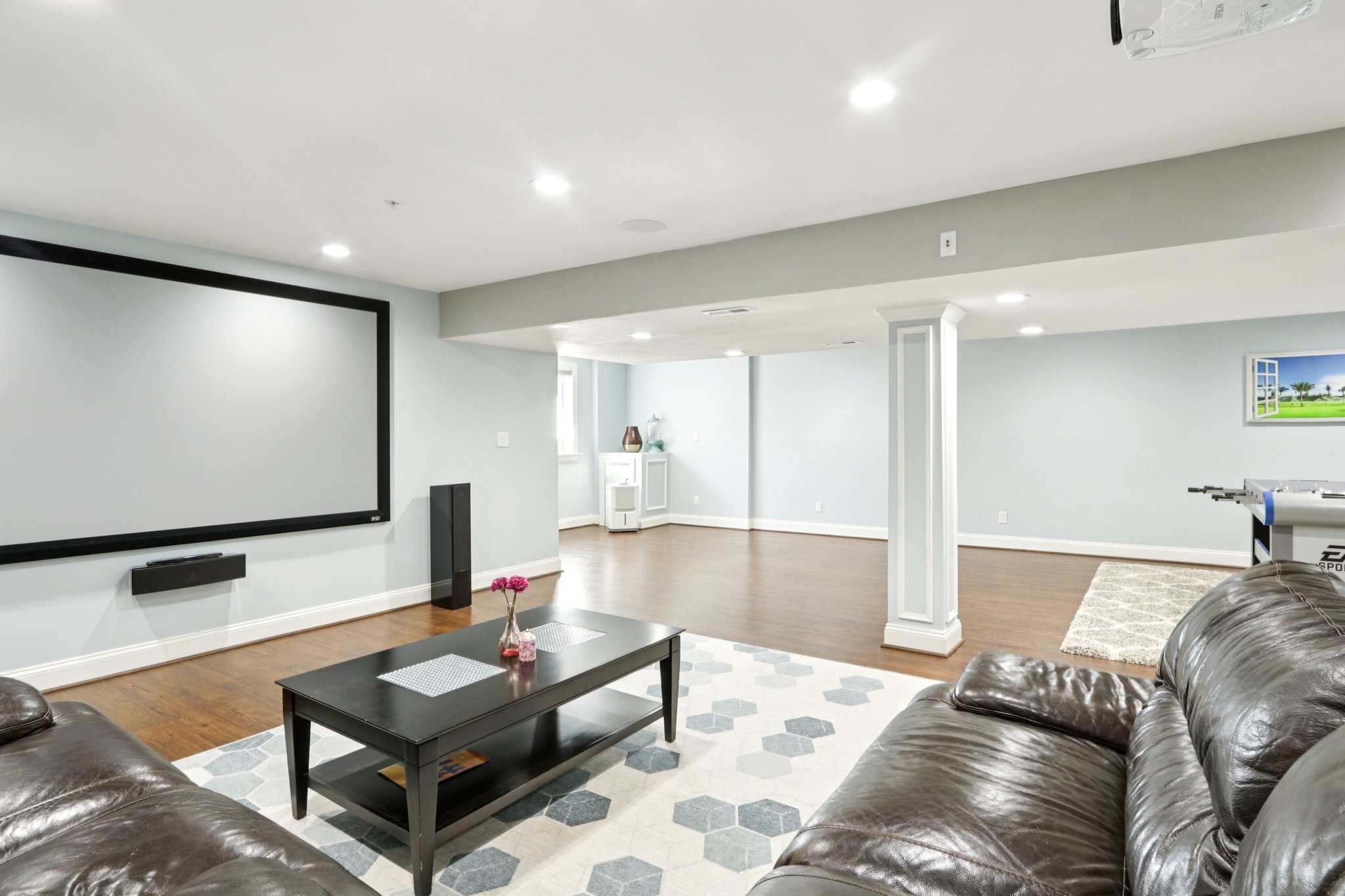 Thorndale Dr-S2503-038.jpg