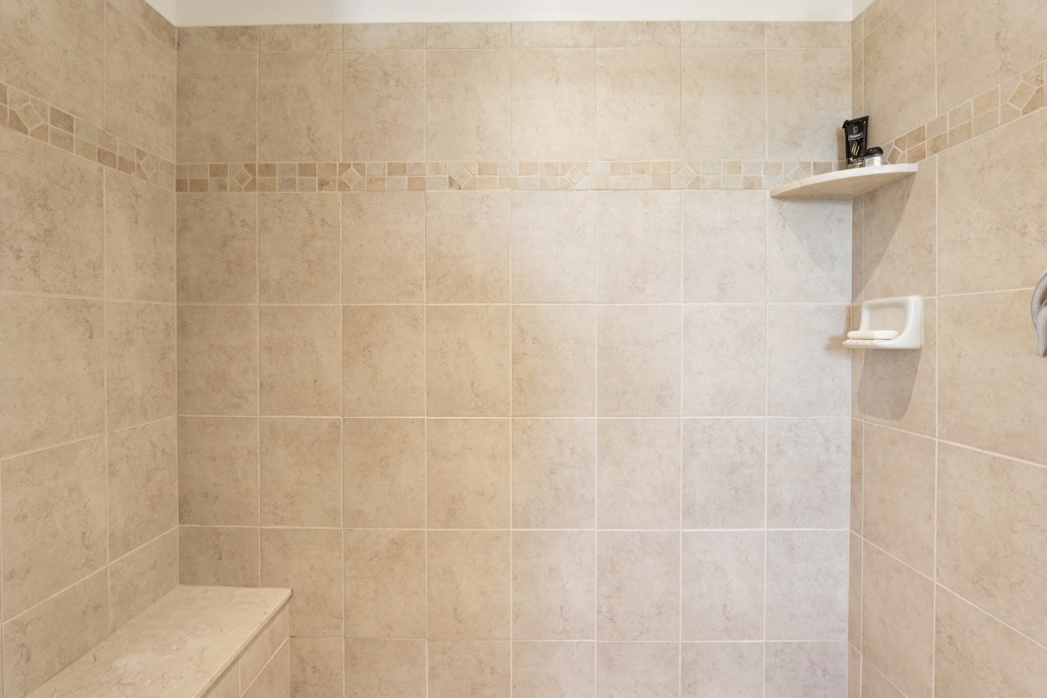 Thorndale Dr-S2503-051.jpg