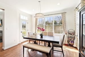 Thorndale Dr-S2503-015.jpg