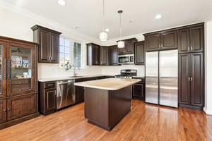 Thorndale Dr-S2503-022.jpg