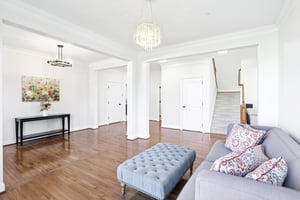 Thorndale Dr-S2503-029.jpg