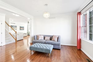 Thorndale Dr-S2503-030.jpg